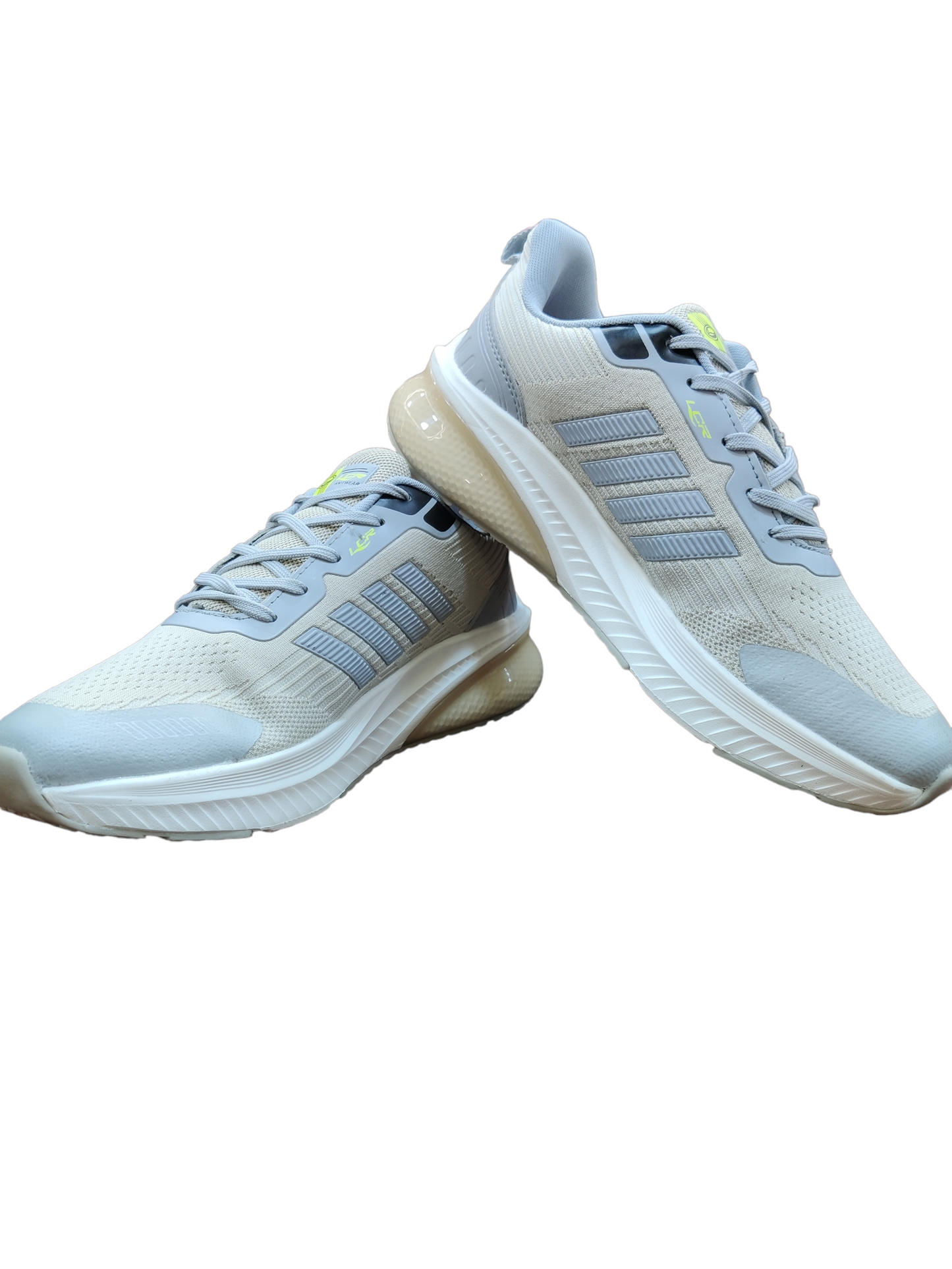 lancer sports shoes