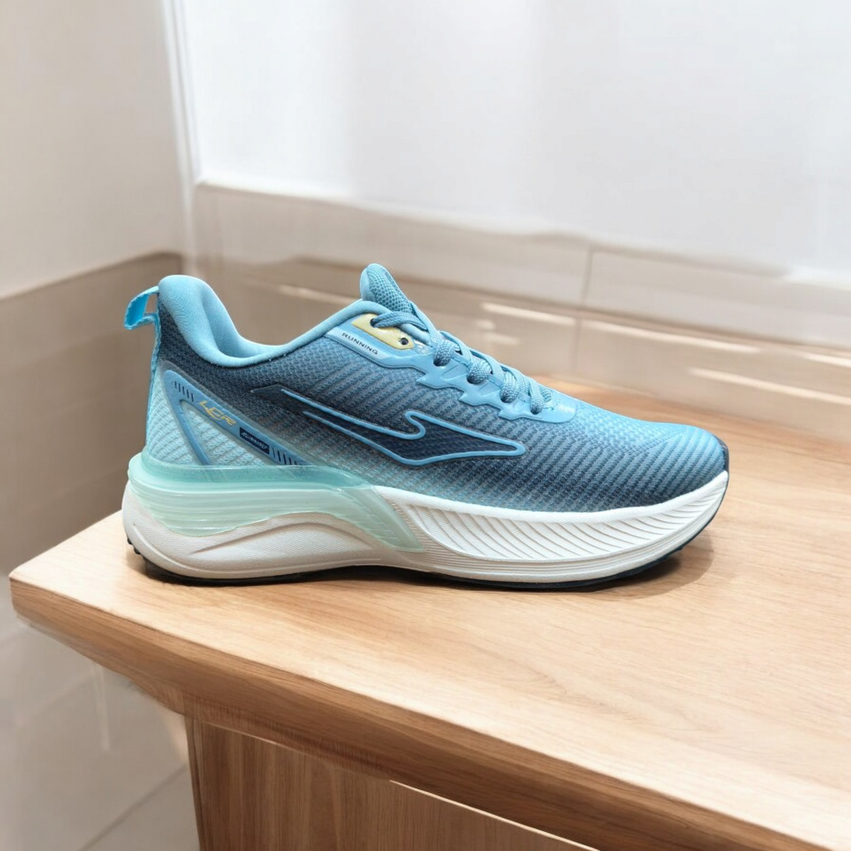 Lancer Sport Shoes- Navigator18