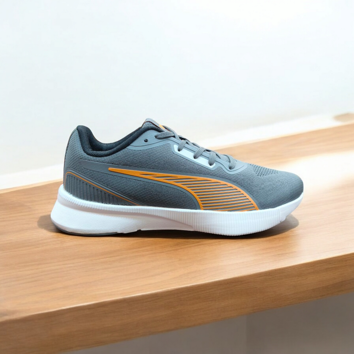 Puma Shoes 31128602