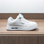 Asian Sneaker Boston01