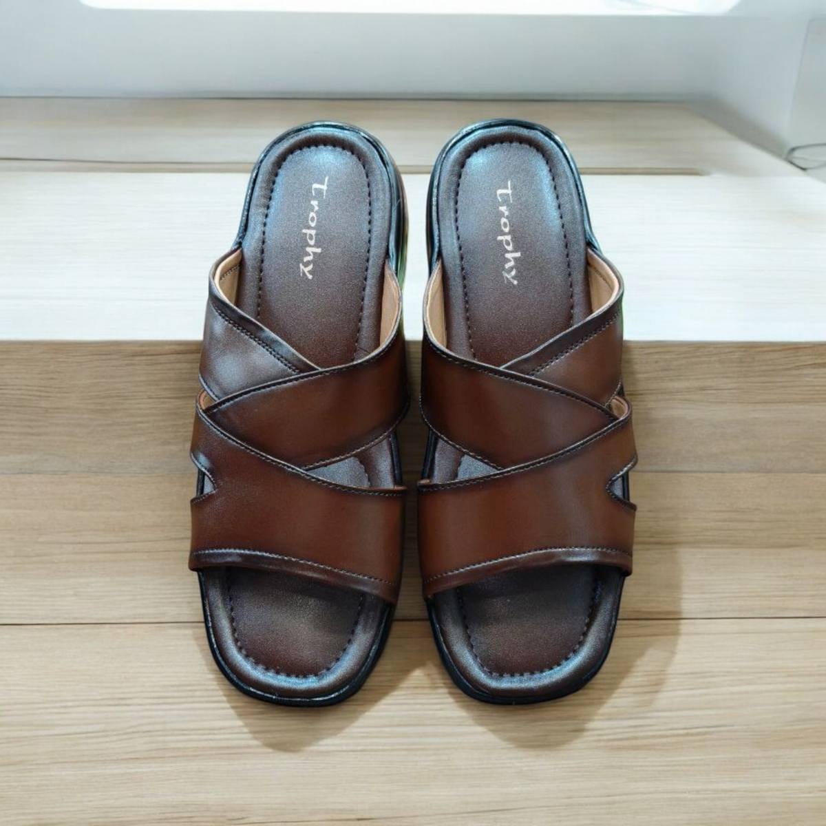 Trophy Men Leather Slipper A74