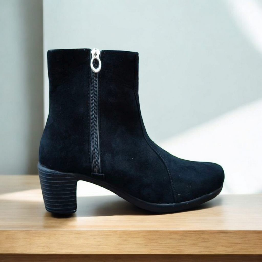 Women Boot 12006