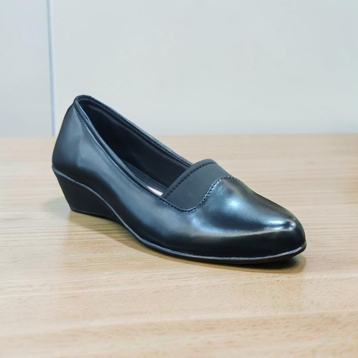 Sleek Formal Belly OLA200/506