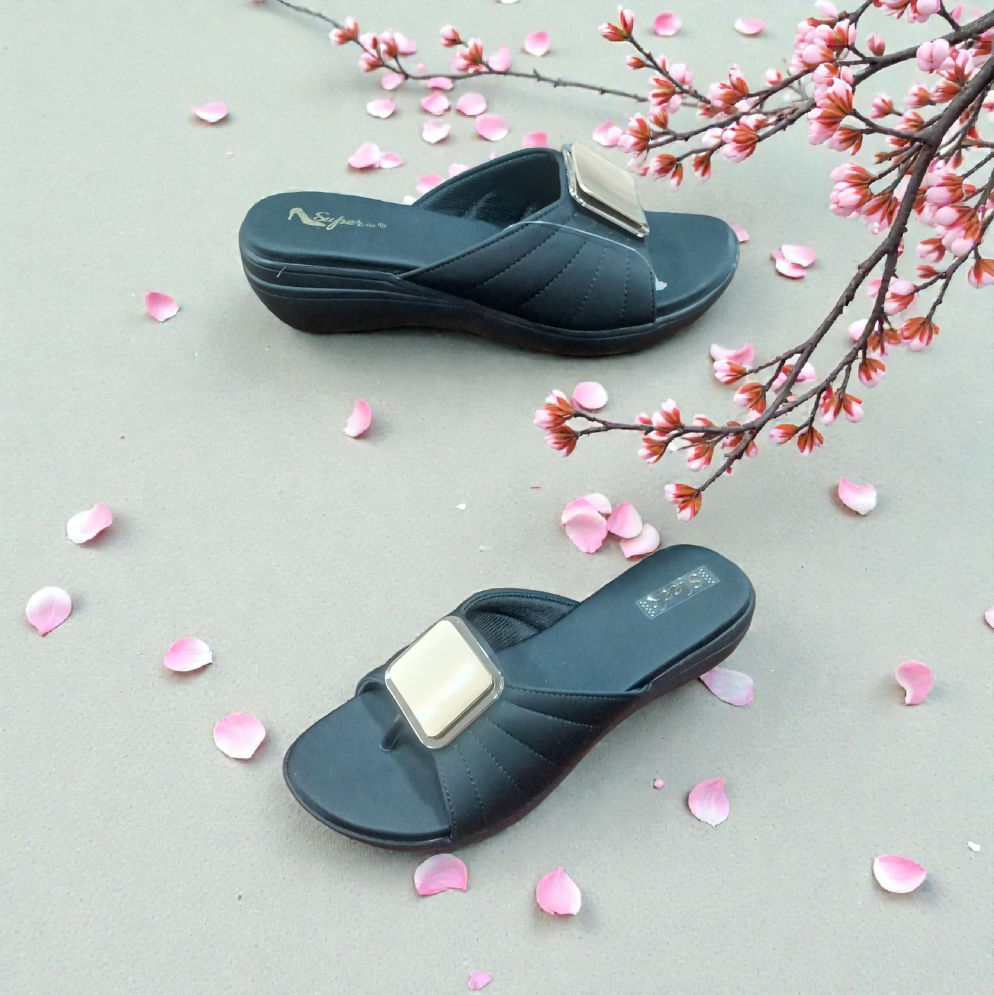 Women Sandal 127/1821