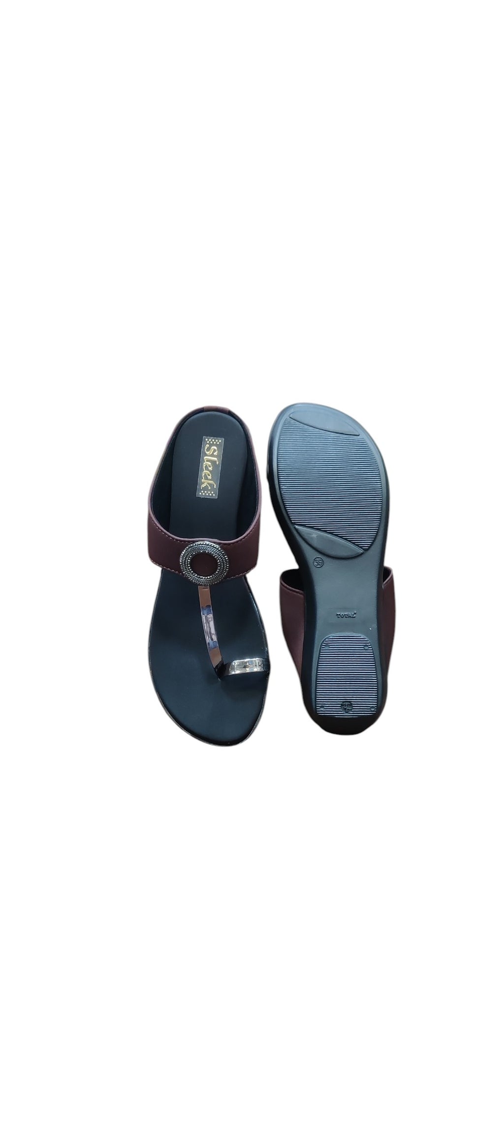 Sleek Casual Kolhapuri Slipper OLA15/442