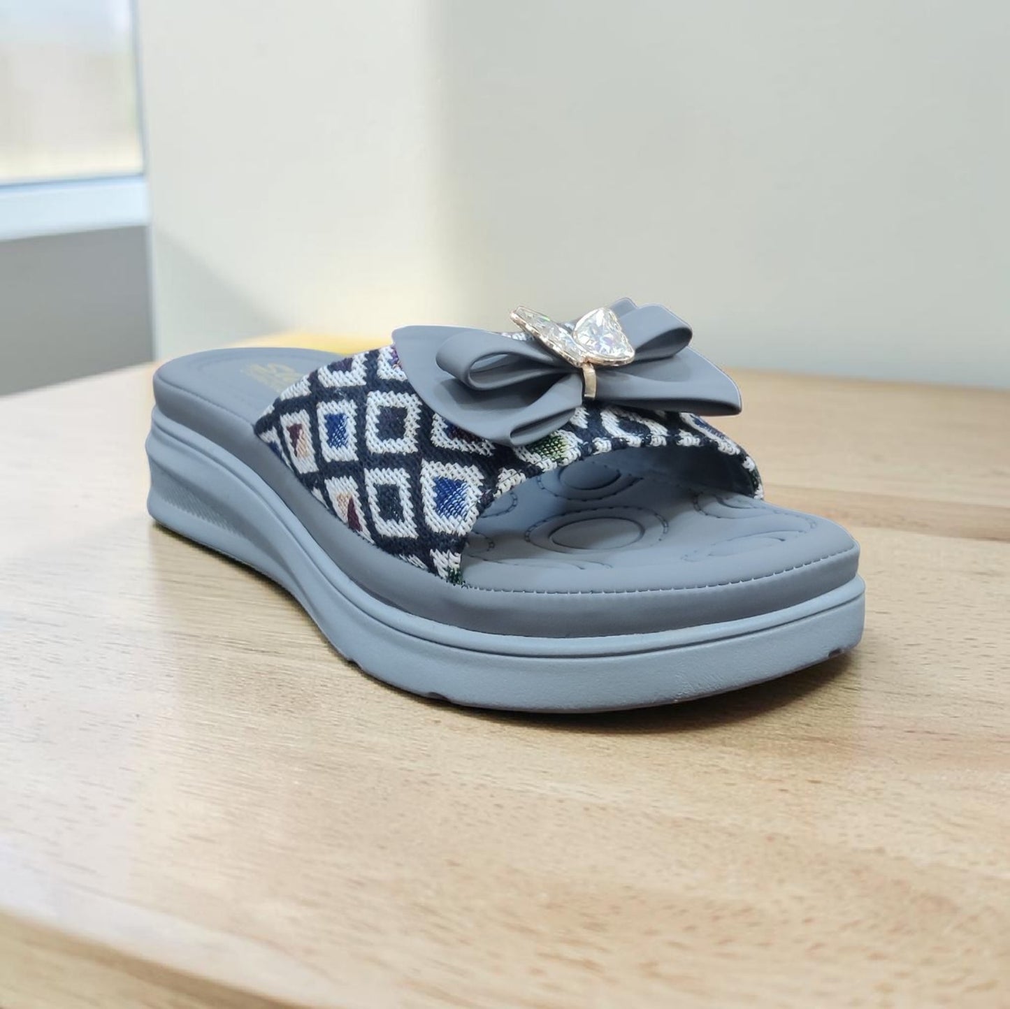 Women Slipper OLI366/7821