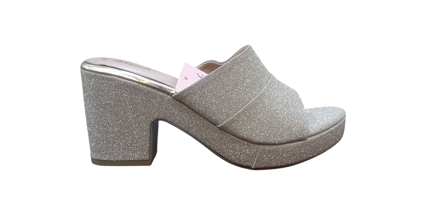 Women Sandal 262/M128