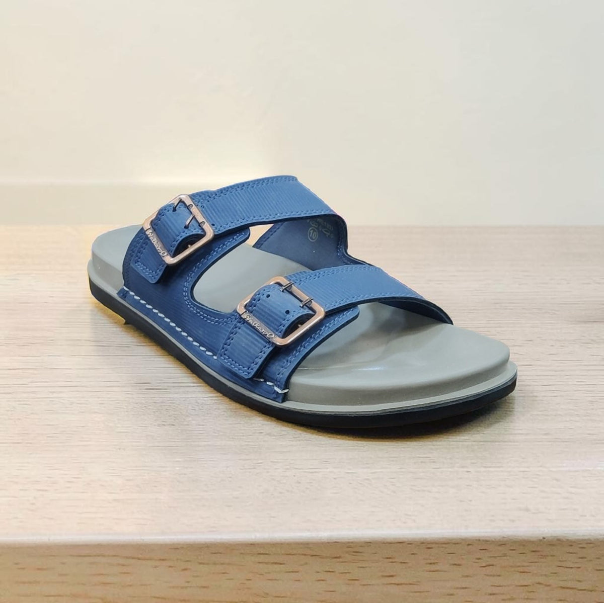 Walkaroo Pu Slippers We1337