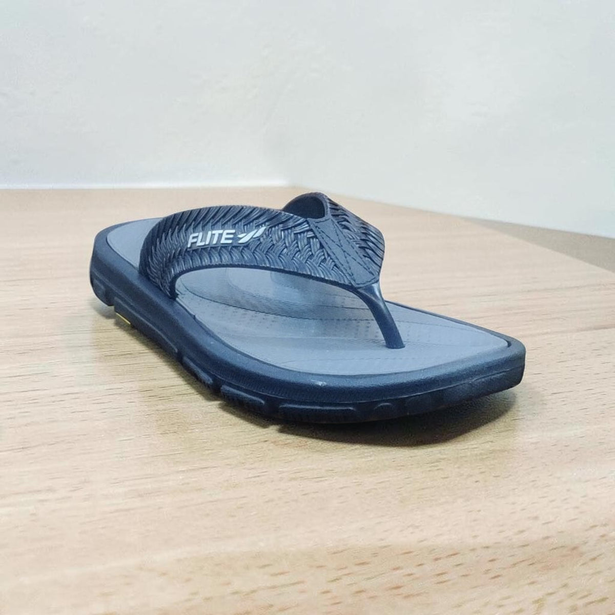 Flite Slipper 526