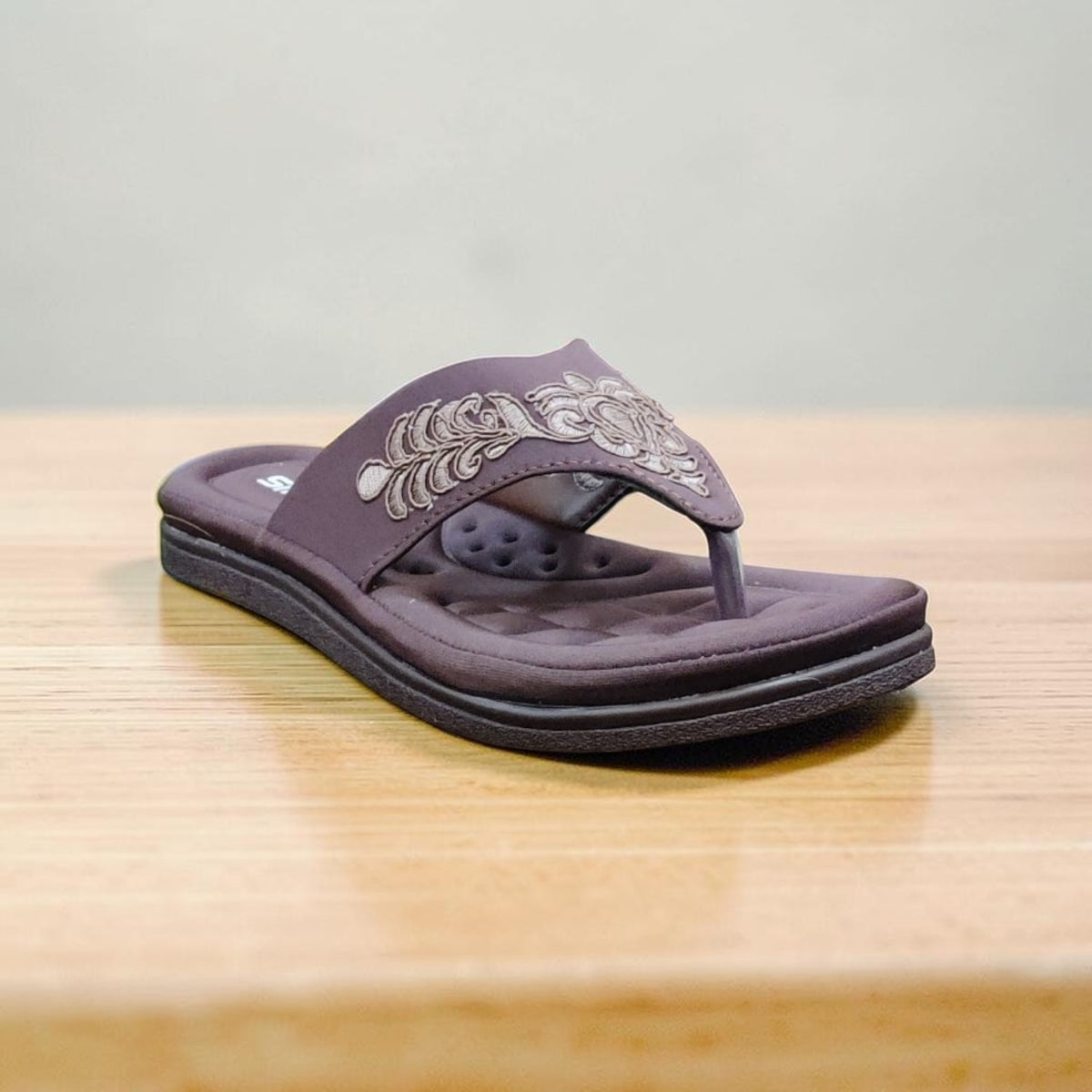 Sleek Casual Slipper OLA284/509