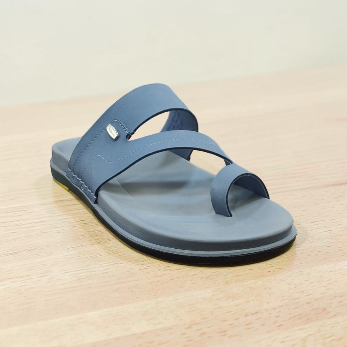 Walkaroo Pu Slippers We1335