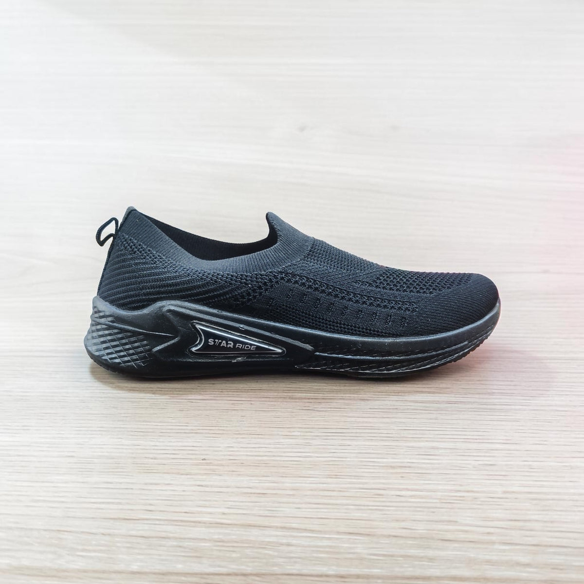 Star Ride Women Shoes Creta1