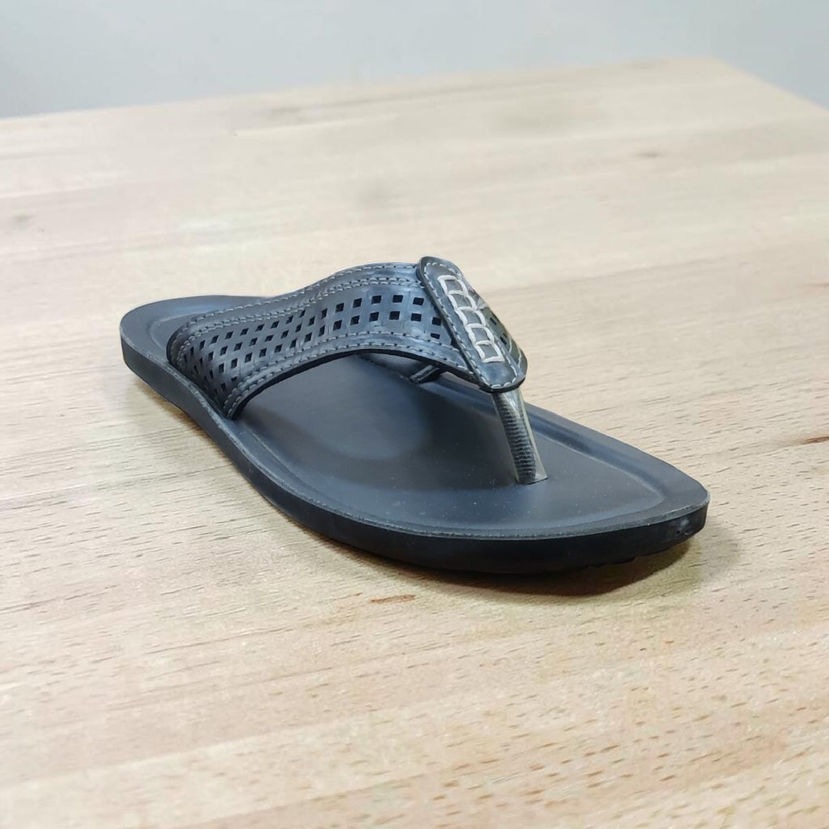 Aerowalk Pu Slippers Nv72