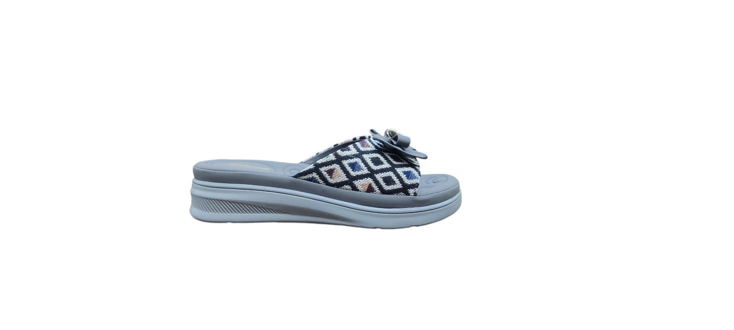 Women Slipper OLI366/7821