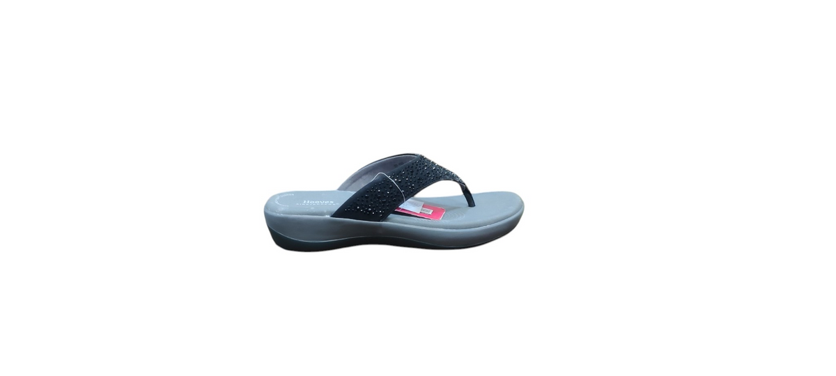 Hooves Women Doctor Slipper 450