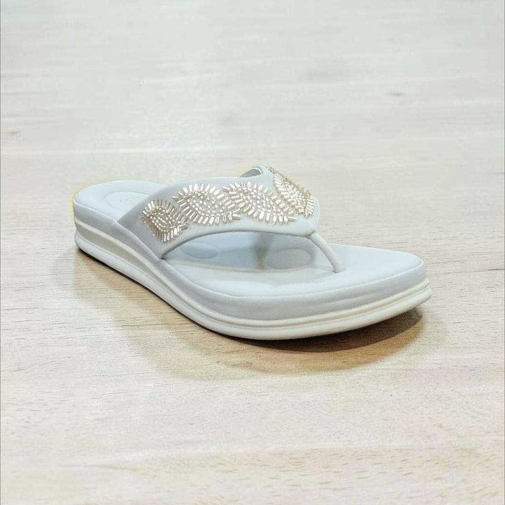 Sleek Doctor Slipper OLA33380