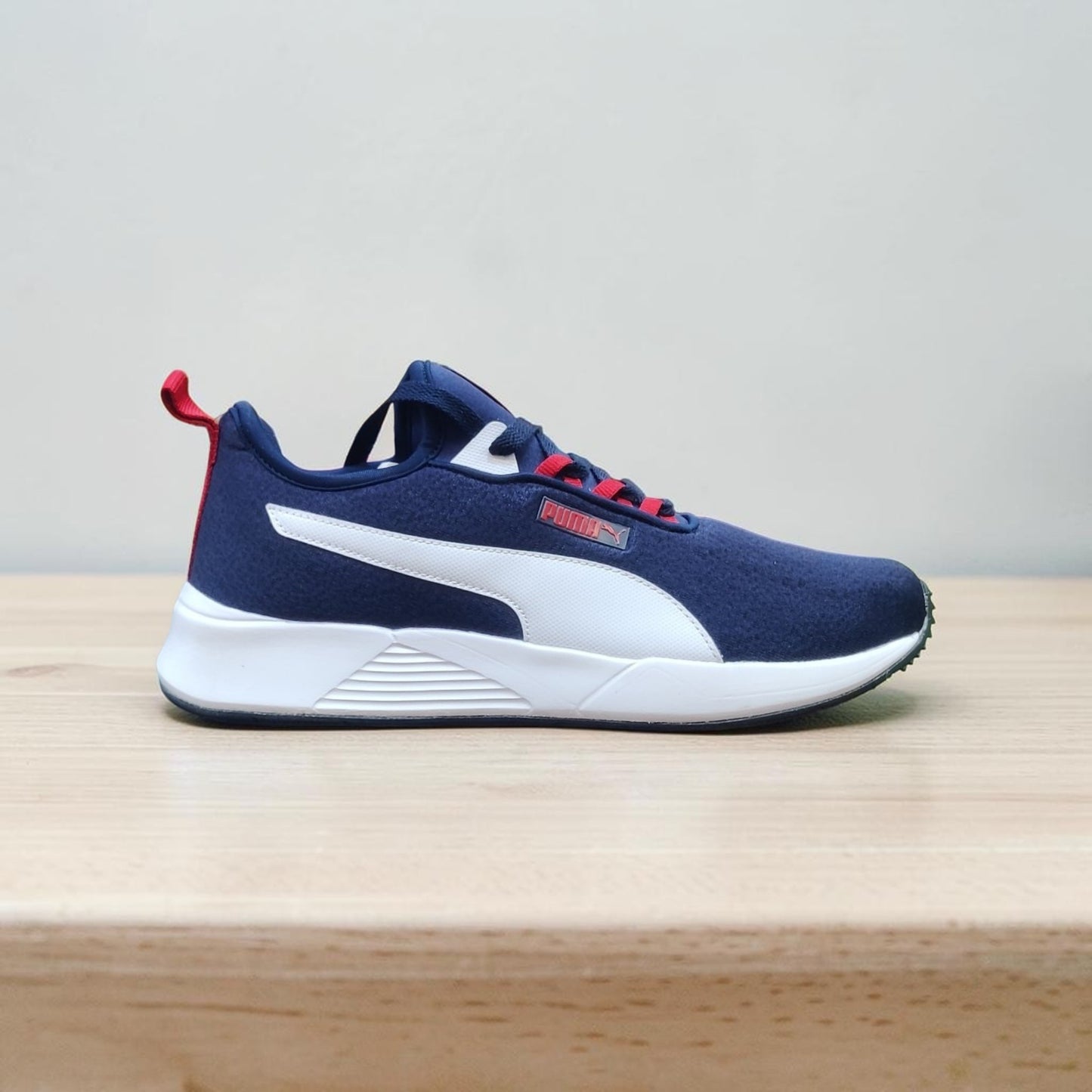 Puma Sports Shoes 383513022