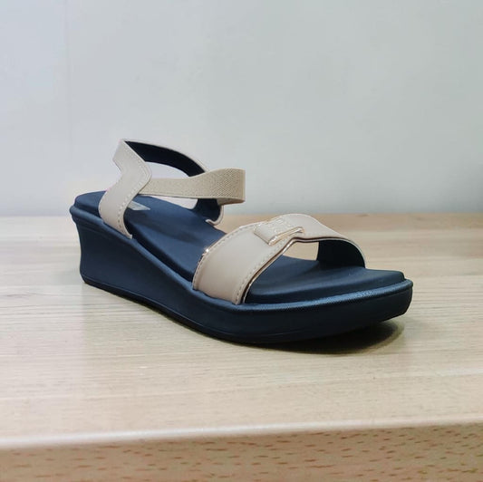 Women Sandal OLI42592