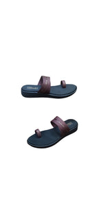 Sleek Casual Kolhapuri Slipper OLA15/442