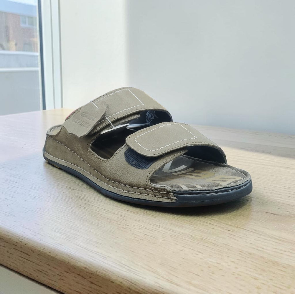 ID Leather Slippers id4298