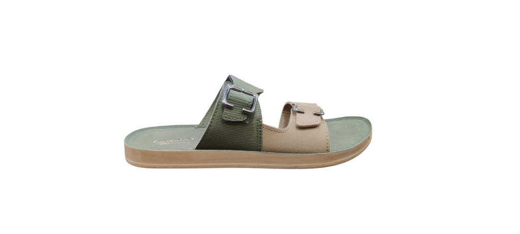Walkaroo Pu Slippers Wgr53180