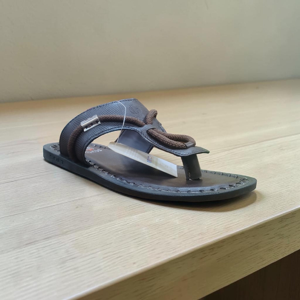 Lee Grain Leather Slipper 302