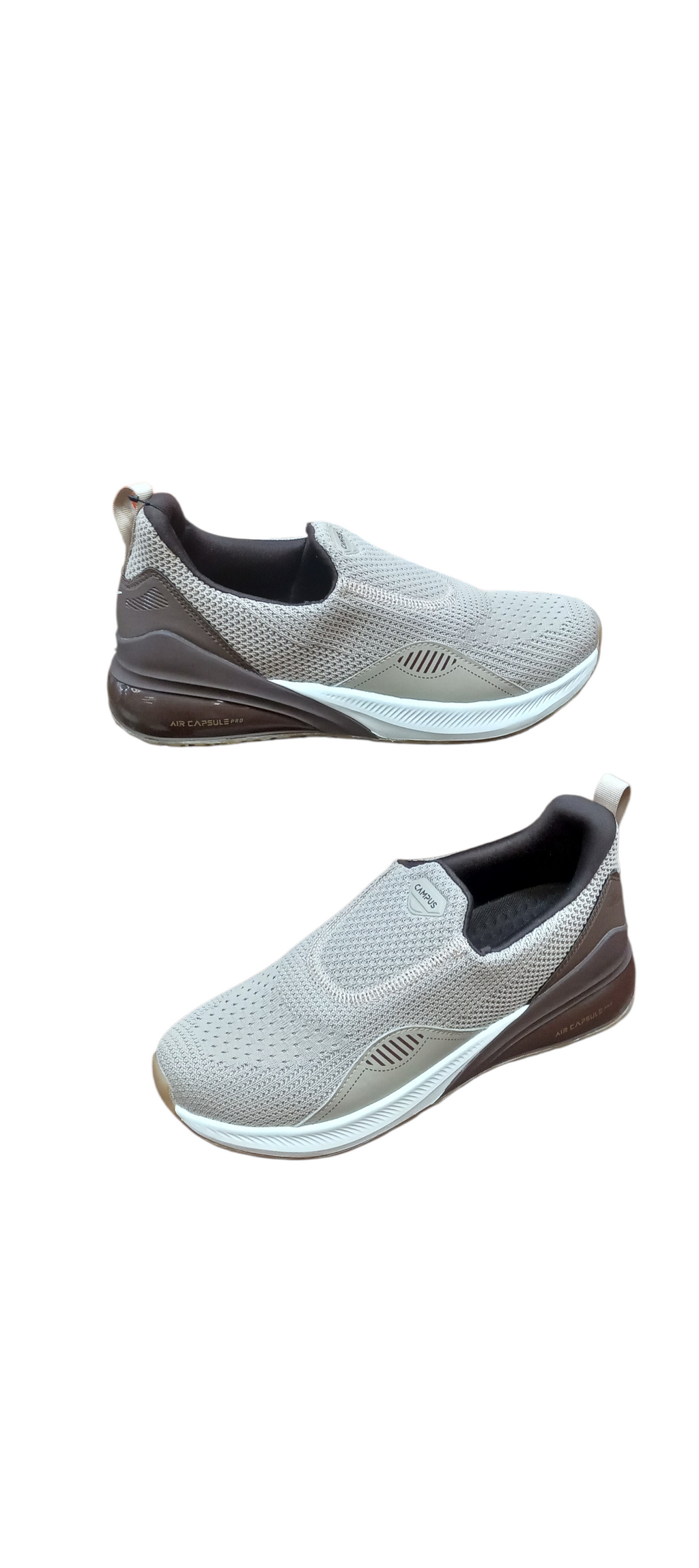 Campus Sport shoes Crowd