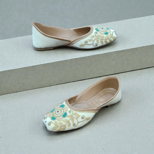 Women Mojri 46/1007
