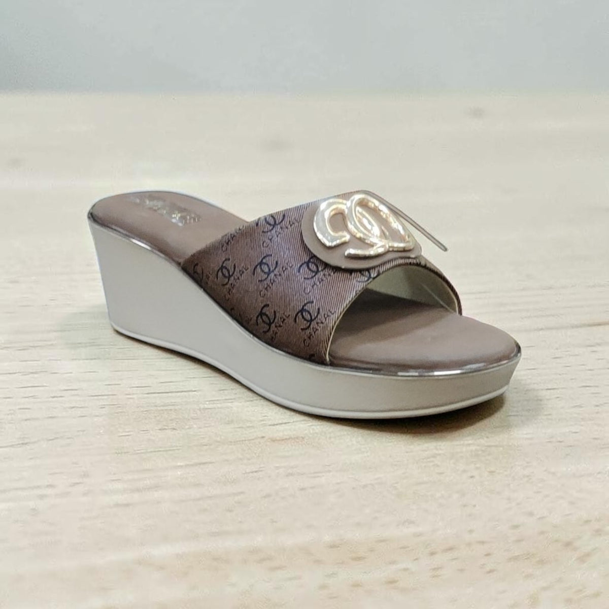 Sleek Casual Heel Walker OLA126/283