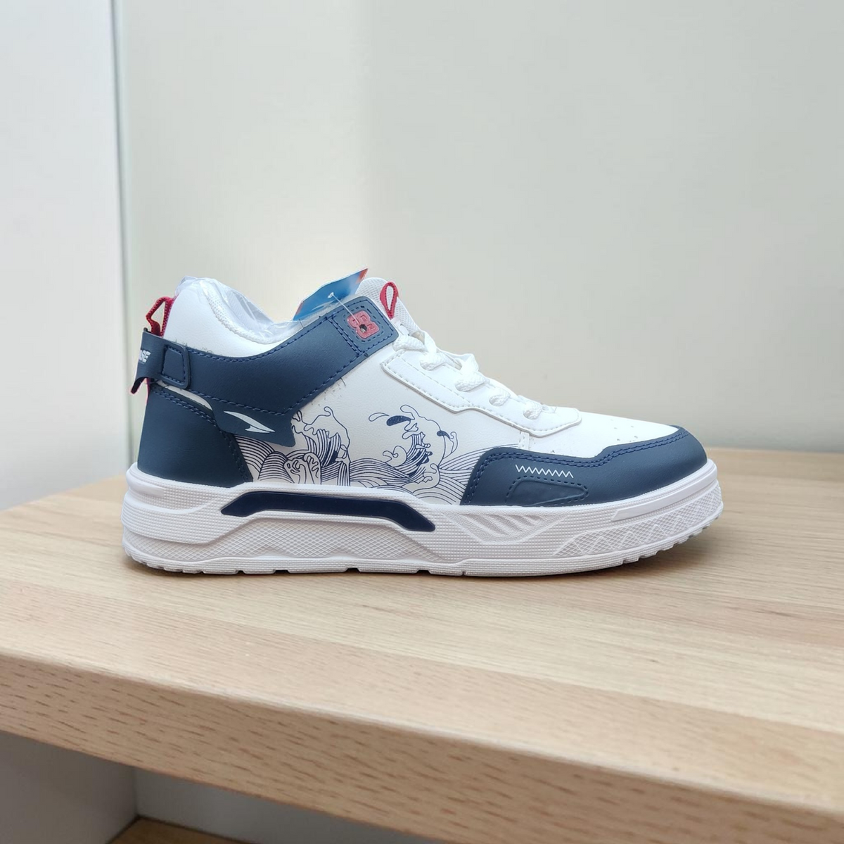 Asian Sneakers Nexus11