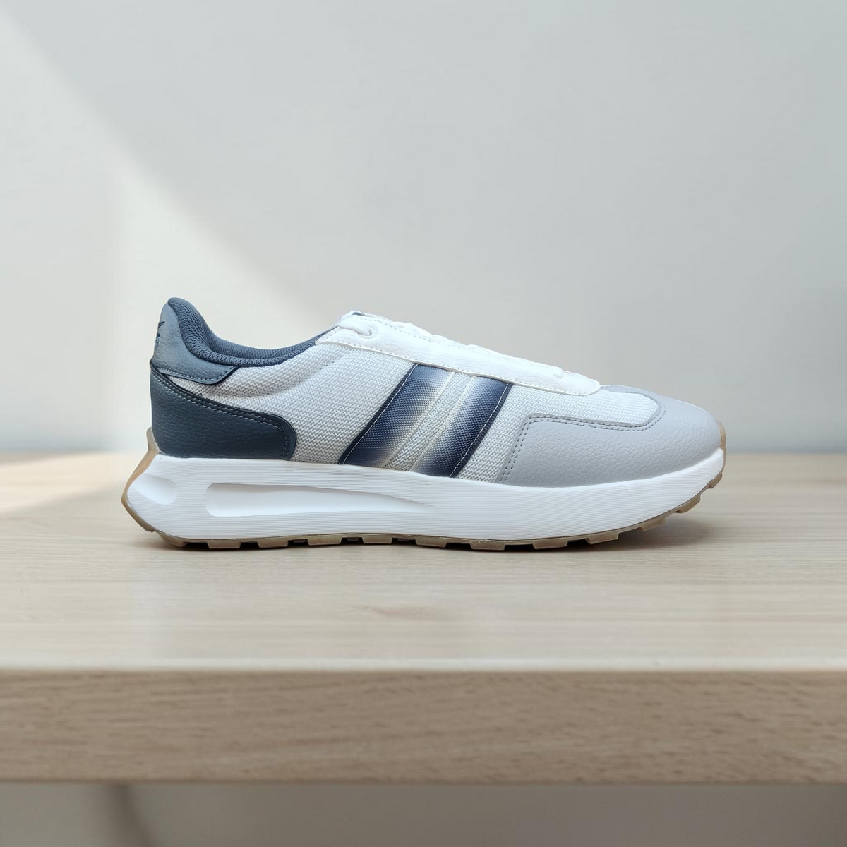 Men Sport Shoes Mask