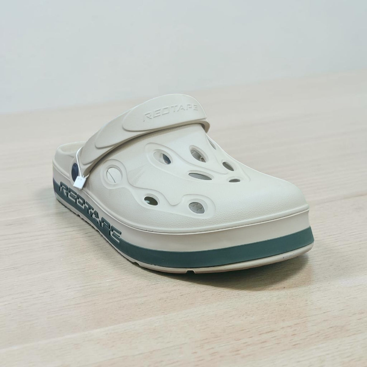 Red Tape Clogs RDS0194