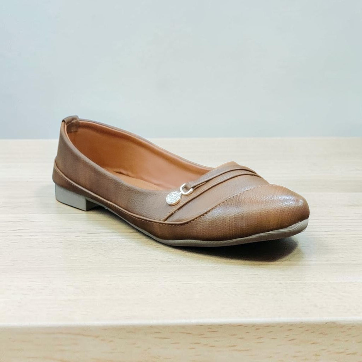 Sleek Casual Belly OLA224/657