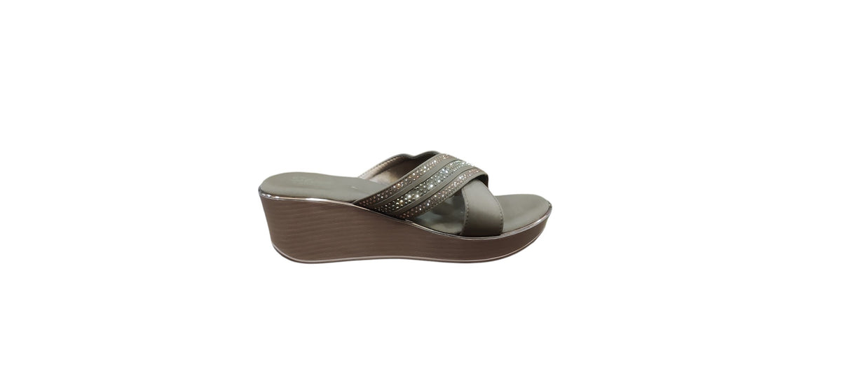 Sleek Fancy Slipper OLA236/179