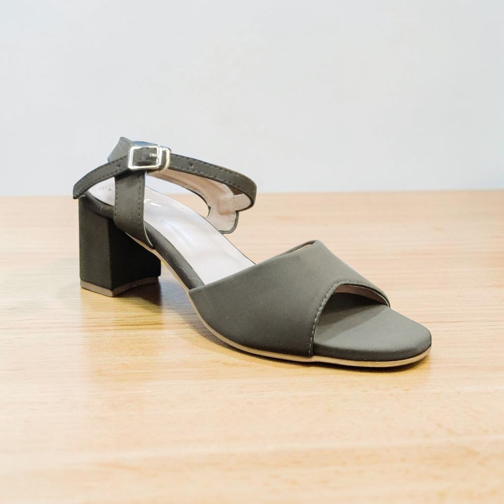 Sleek Casual Heel OLA53/413