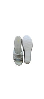 Sleek Casual Walker OLA334/M101